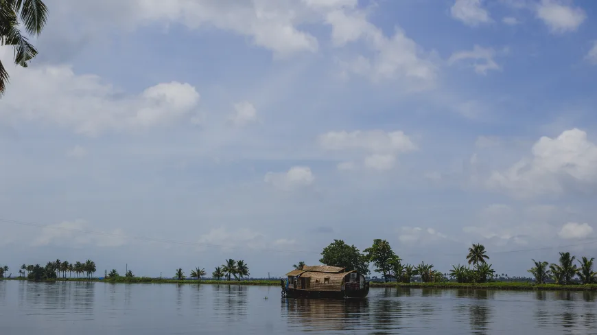 5 Kerala Backwater Trips